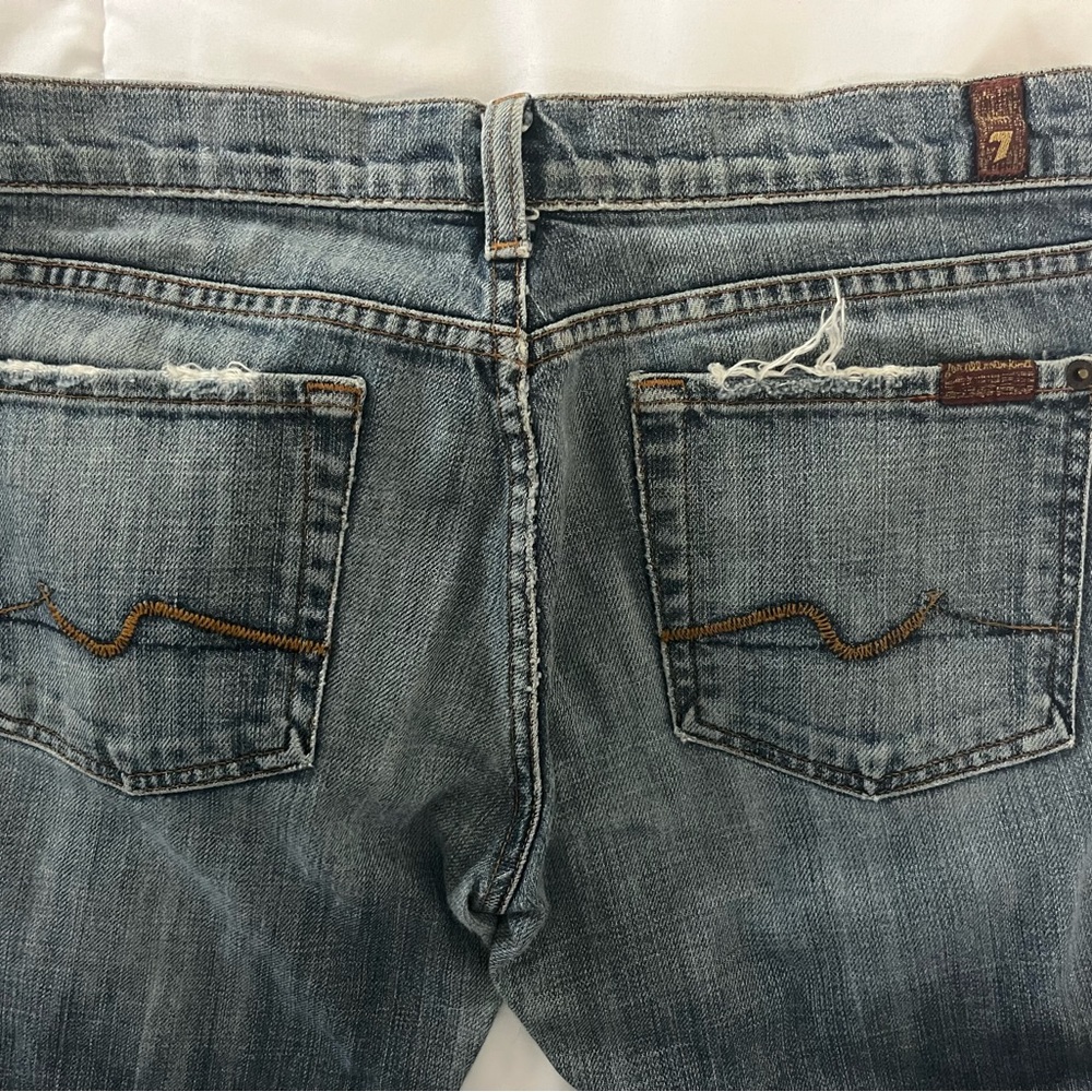 7 For All Mankind SIZE 26 BOOTCUT Medium Wash Jeans